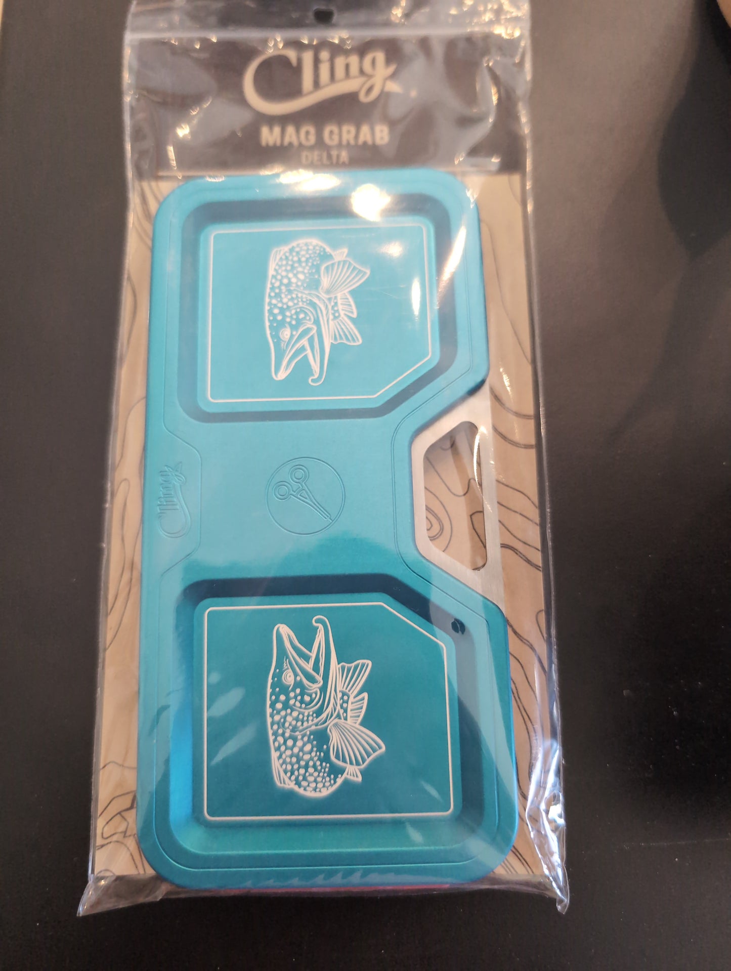 Cling Mag Grab Delta